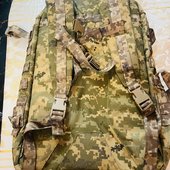 Original Tactical MILITARY combat backpack UA pixel military army backpack CAMO - Picture 11 of 13